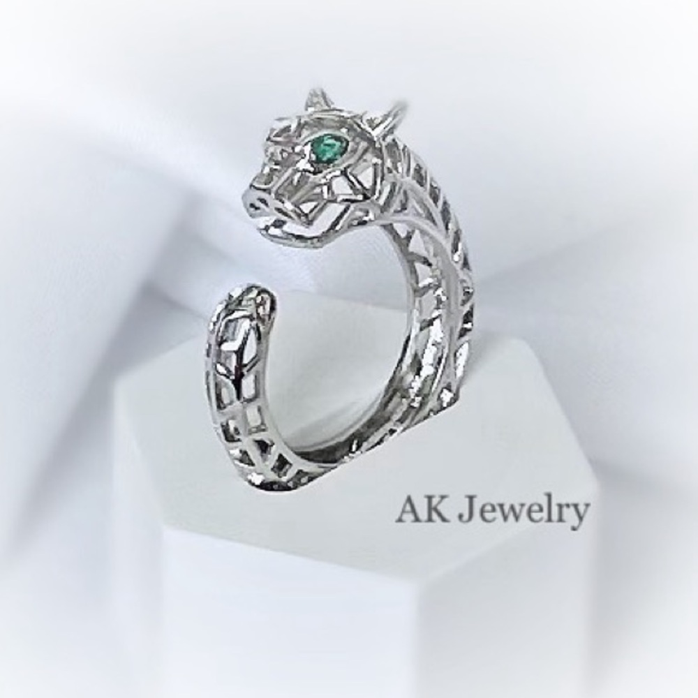 💎LUXURY Panther Ring Torque Style, Silver Panther, Emerald Green Eyes